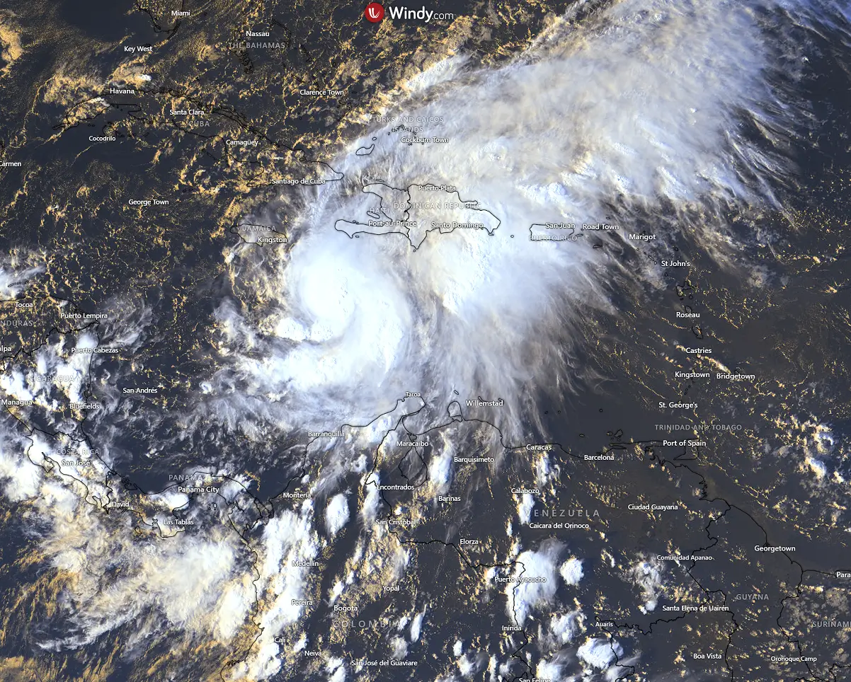 atlantic-hurricane-season-2025-storm-melissa-category-5-flooding-jamaica-haiti-cuba-visible-satellite