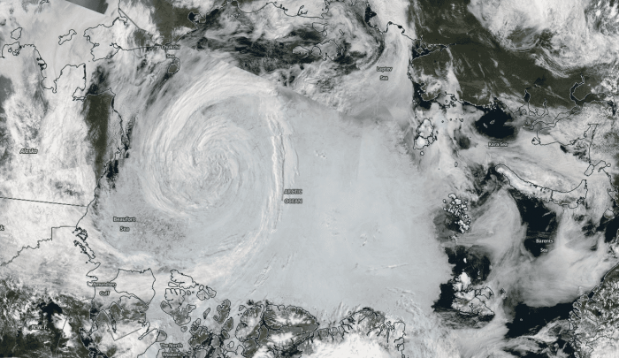 arctic-cyclone-satellite1