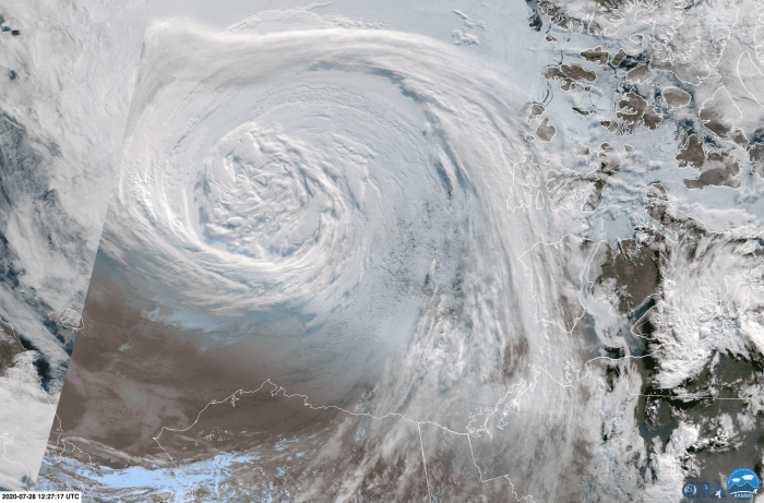 arctic-cyclone-satellite2