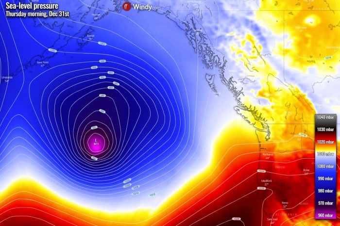 extratropical-storm-bomb-cyclone-pacific-pressure-thursday