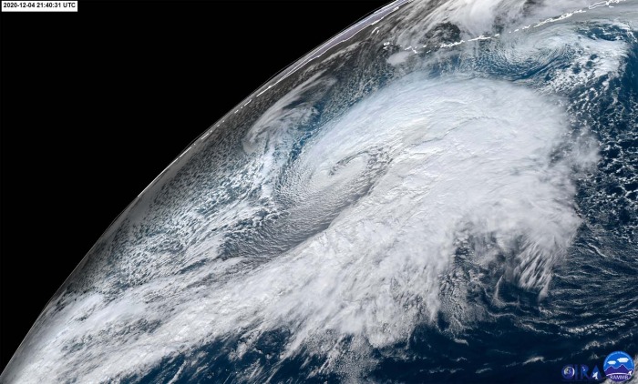 extratropical-storm-waves-alaska-united-states-geocolor-satellite