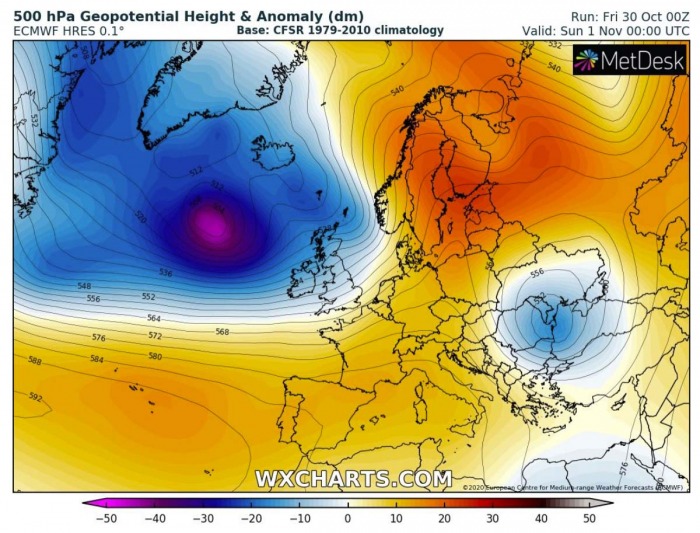 halloween-blue-moon-europe-pattern