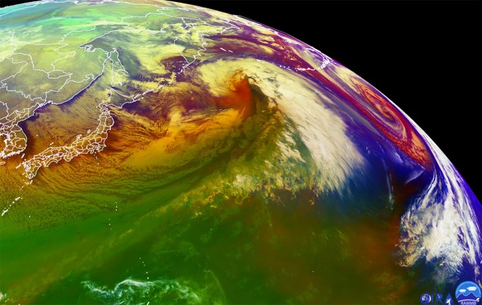 pacific-record-breaking-extratropical-storm-airmass-satellite