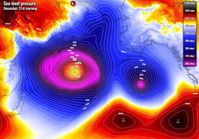 pacific-record-breaking-extratropical-storm-pressure-thursday