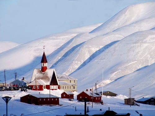svalbard-heat-town