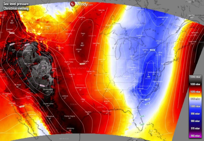 winter-storm-christmas-east-coast-pressure-evening
