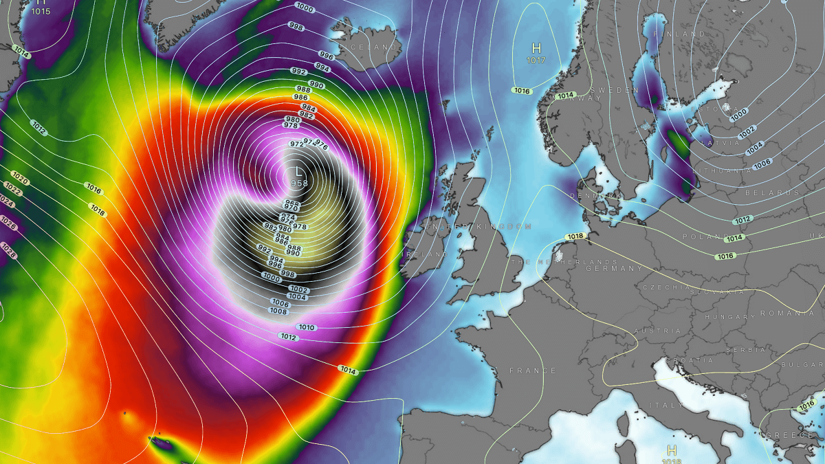 hurricane-erin-north-atlantic-season-2025-europe-impact-wave
