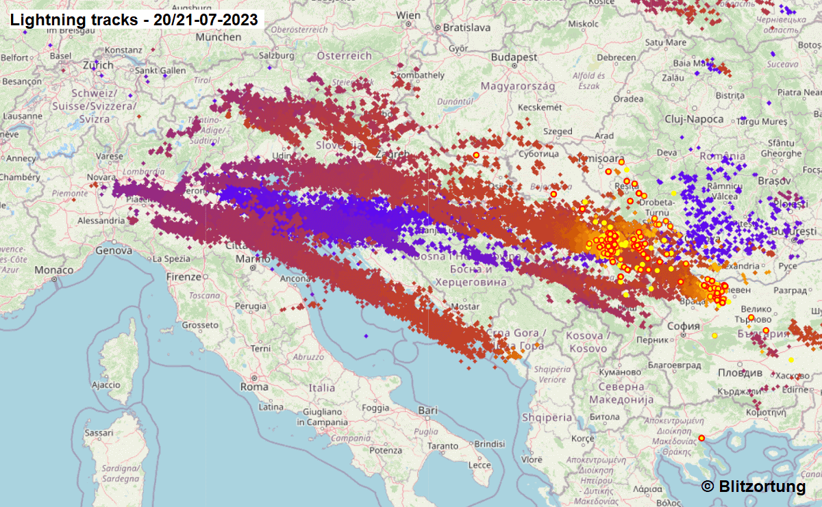 more-severe-weather-thunderstorm-outbreak-large-giant-hail-possible-europe-lightning