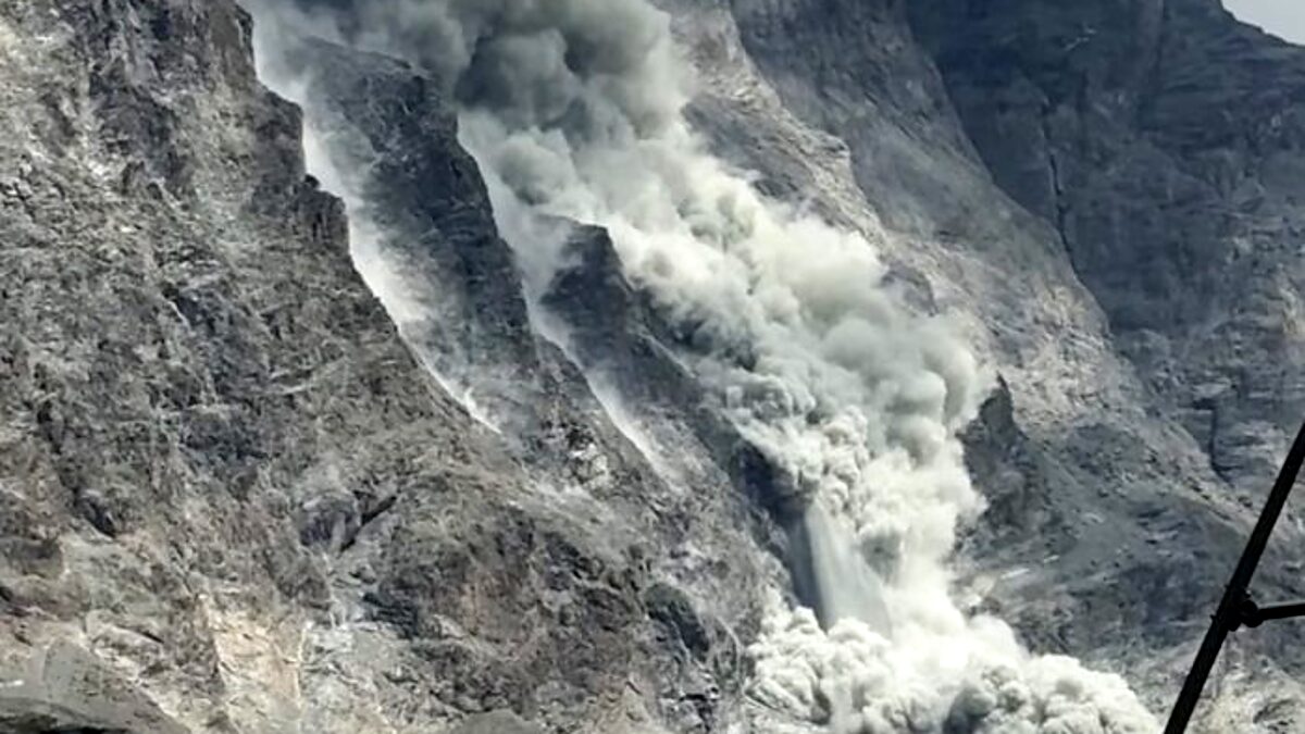 nepal-tibet-flood-ice-rock-avalanche-usgs-landslide-august-2026-Cervino-rockfall