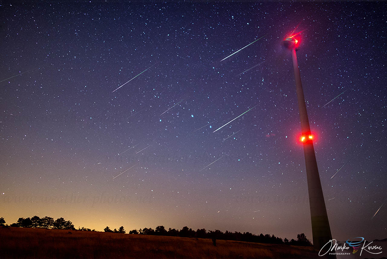 perseid-meteor-shower-2026-wind-turbine