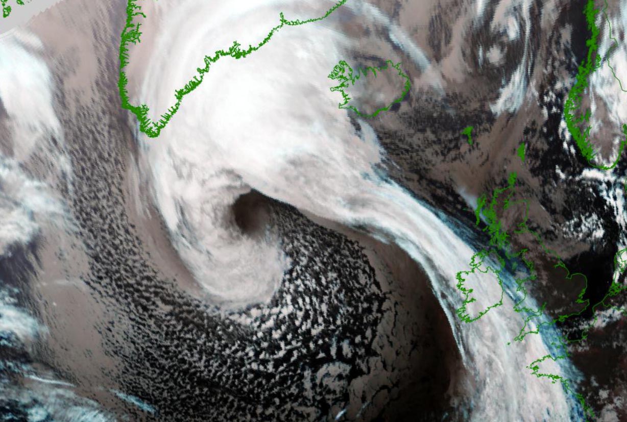 polar-vortex-2022-rapid-intensification-bomb-cyclone-iceland-snow-extratropical-storm