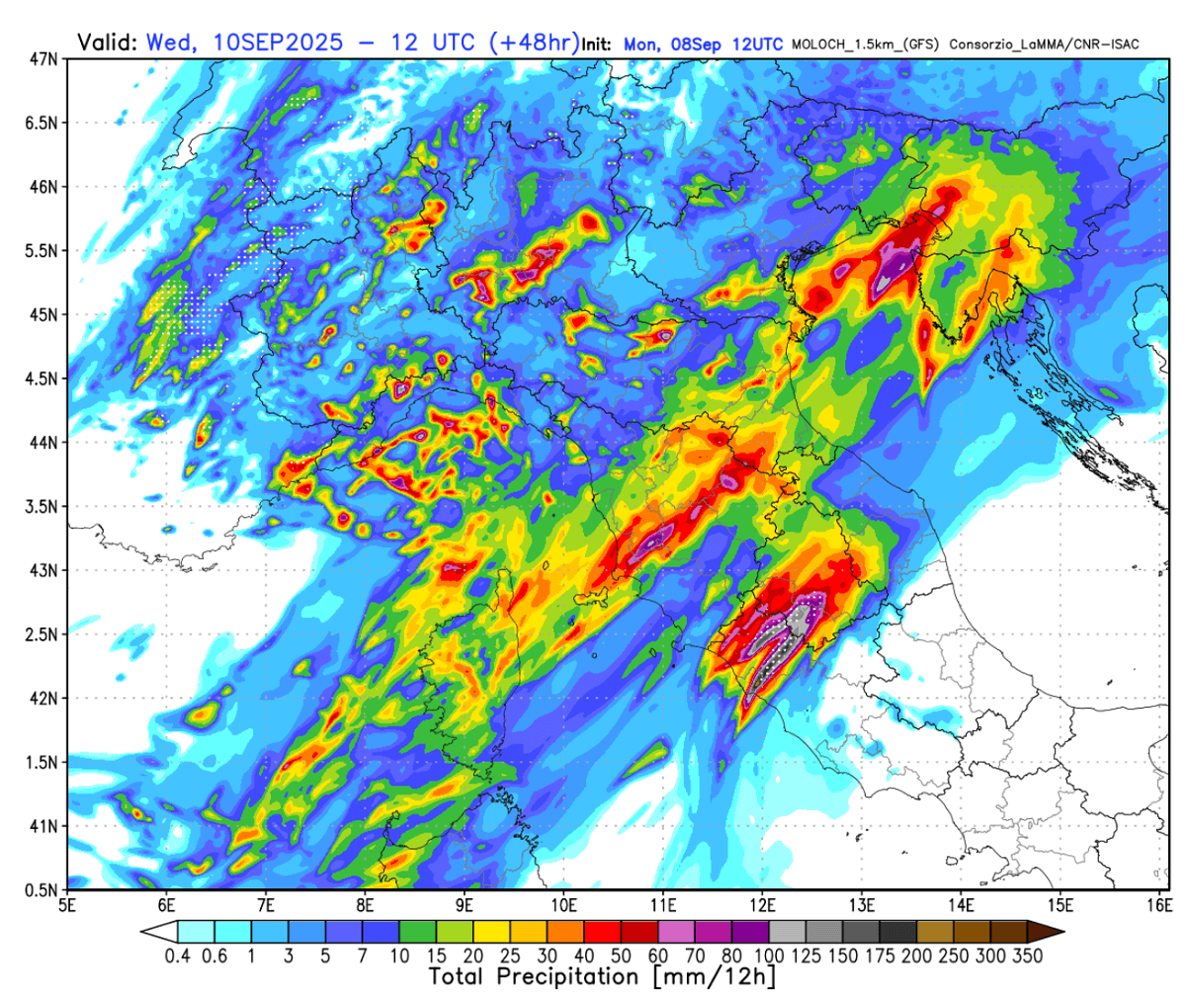condizioni meteorologiche avverse, rischio elevato, precipitazioni estreme, inondazioni, italia, slovenia, croazia, precipitazioni, toscana, lazio