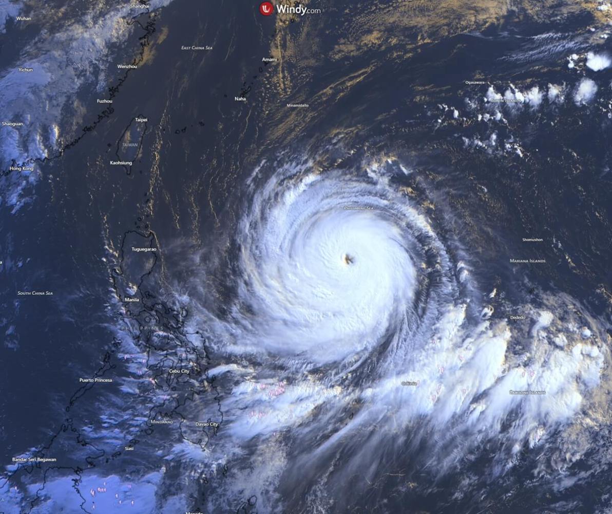 category-5-super-typhoon-bavi-guam-taiwan-impact-visible-satellite