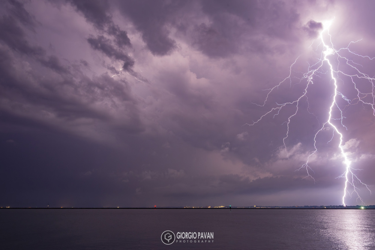 giorgio-pavan-lightning-positive.jpg