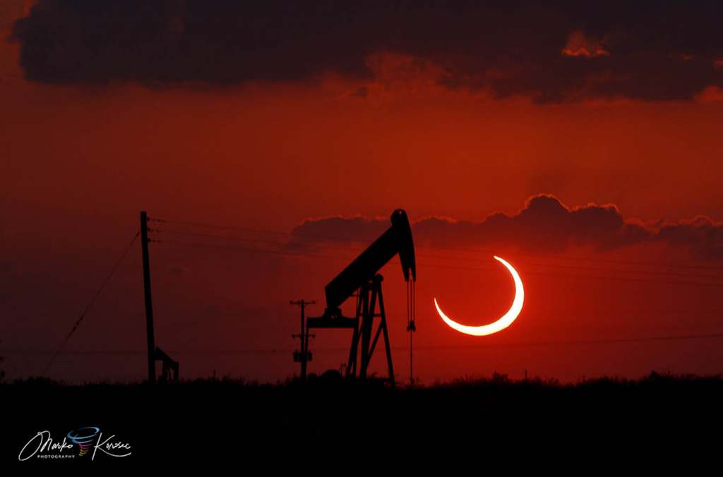 how-to-photograph-ring-of-fire-solar-eclipse-2021-crescent-sun