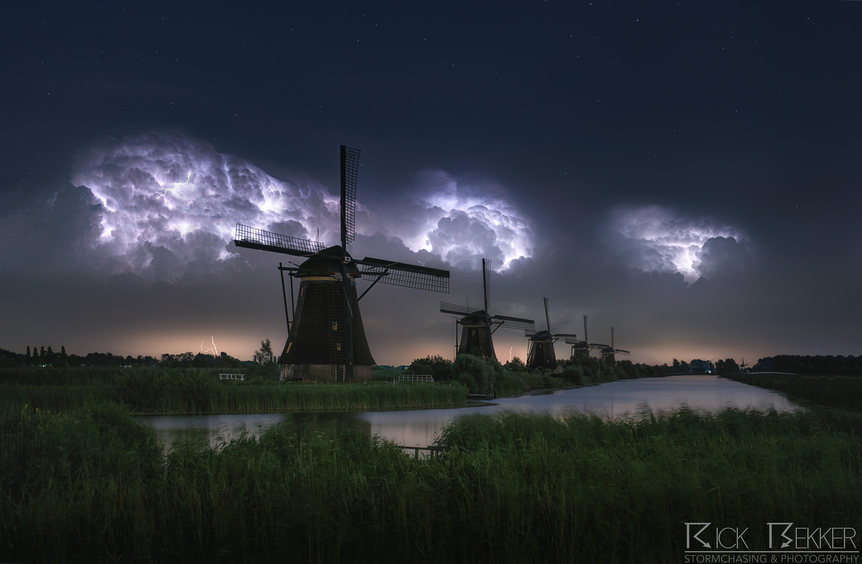 Rick-Bekker-Flashing-Towers