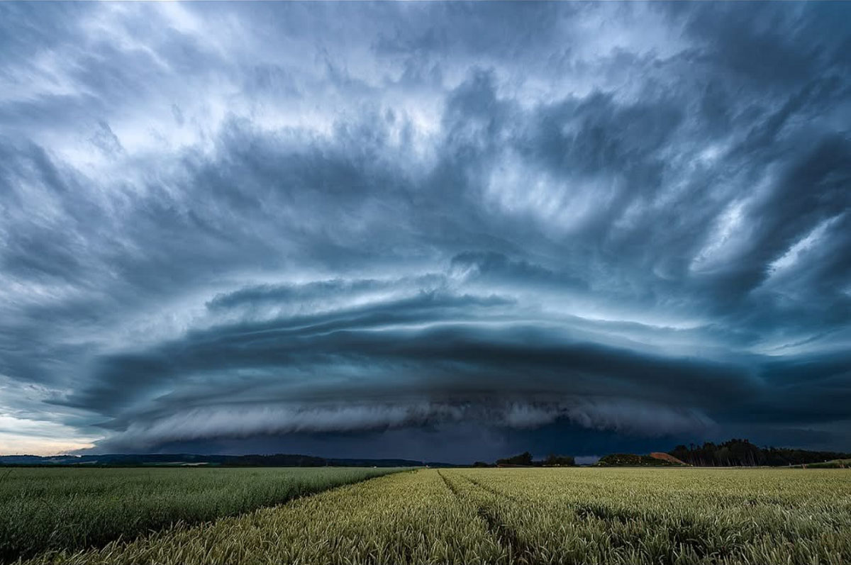 jonas-piontek-derecho-storm