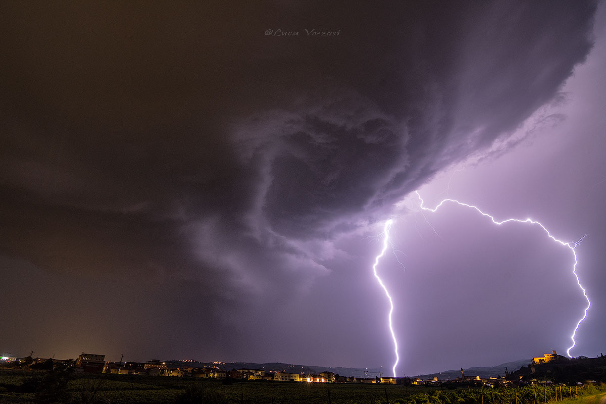 luca-vezosi-supercell-lightnign