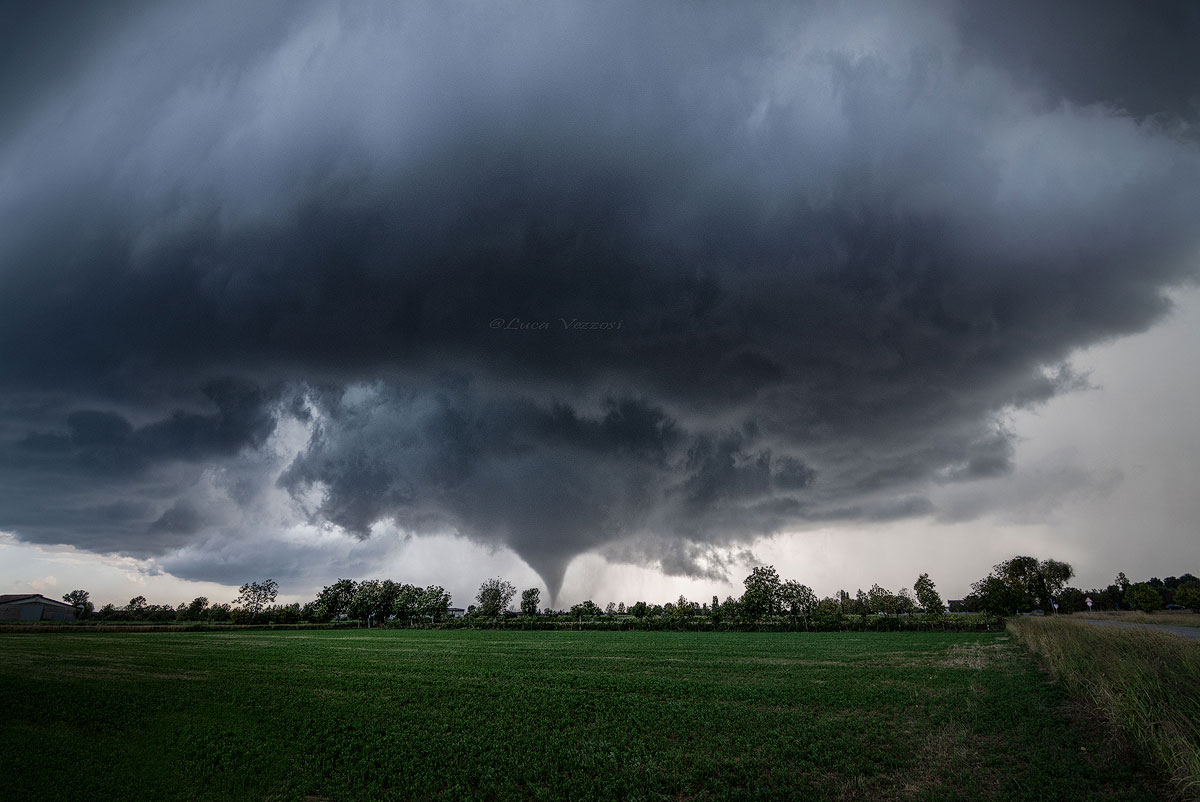 luca-vezosi-tornado-Carpenedolo