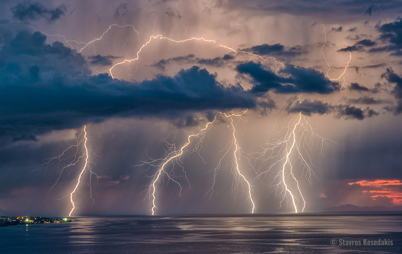 stavros-kesedakis-lightning-barrage