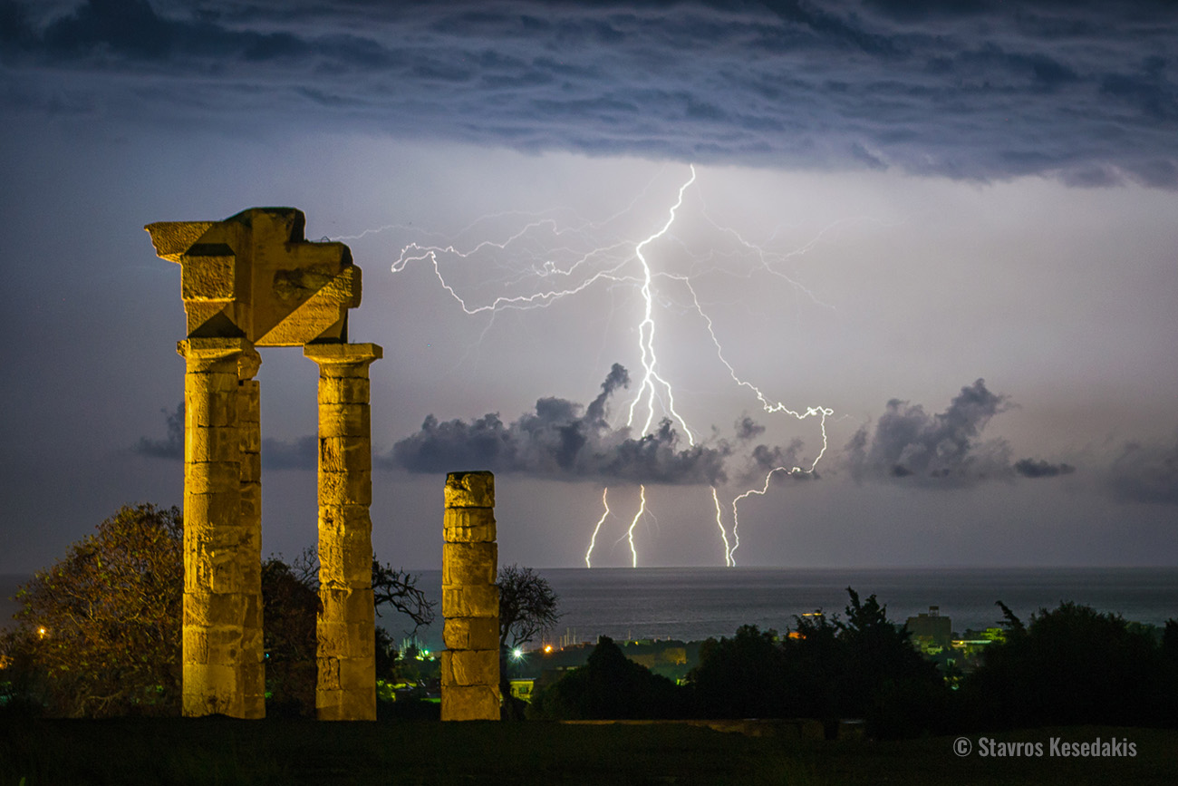 stavros-kesedakis-monte-smith-lightning