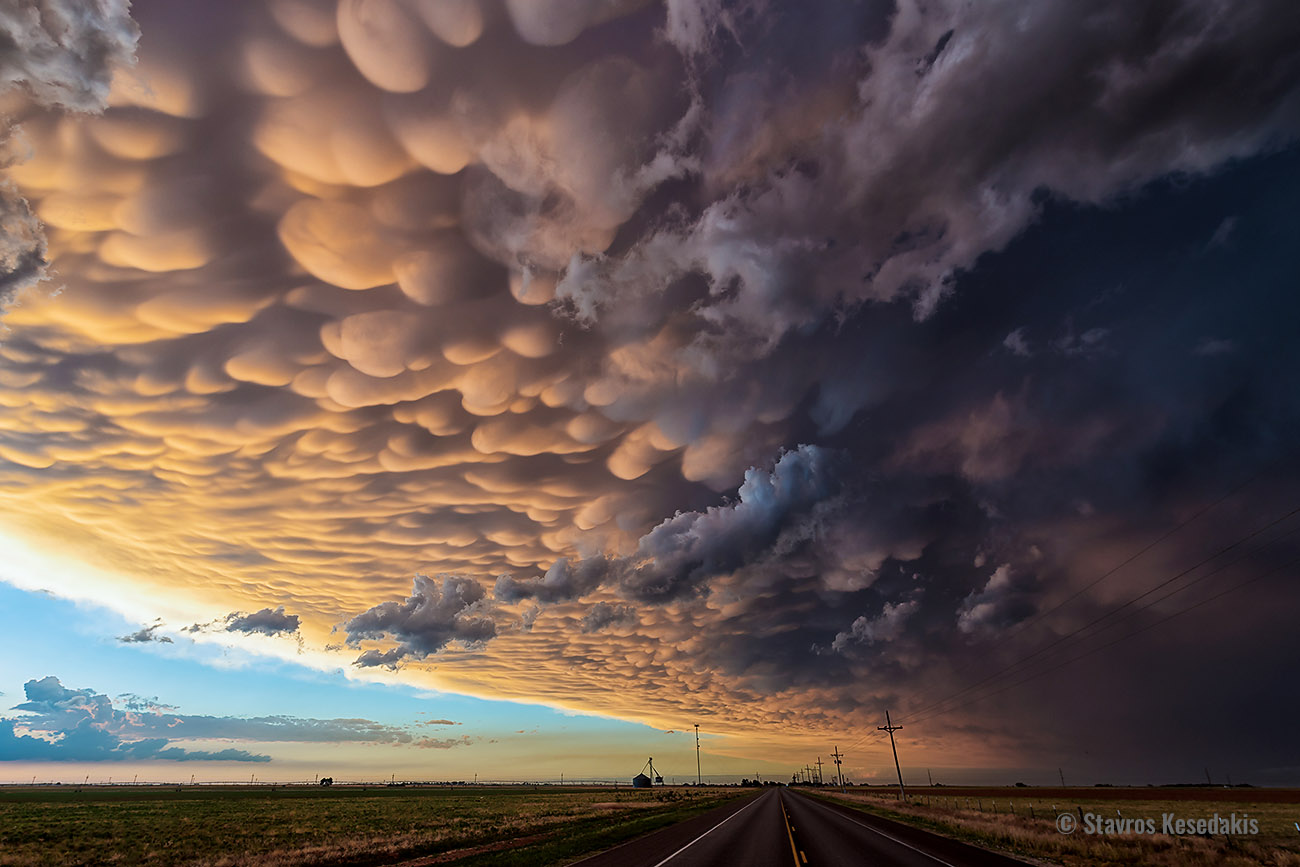stavros-kesedakis-texas-mammatus-clouds
