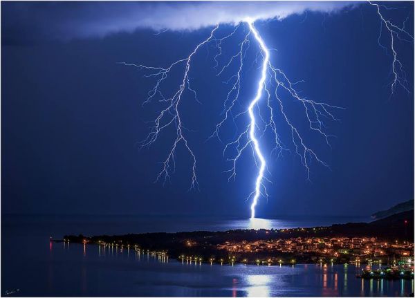 18092016_lightning_2