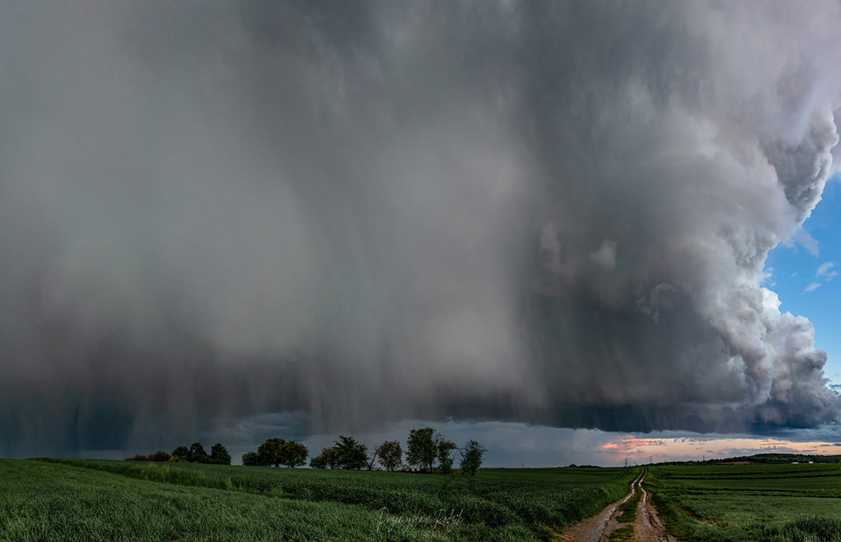 photo-contest-week-23-2021-przemek-rodzik-supercell