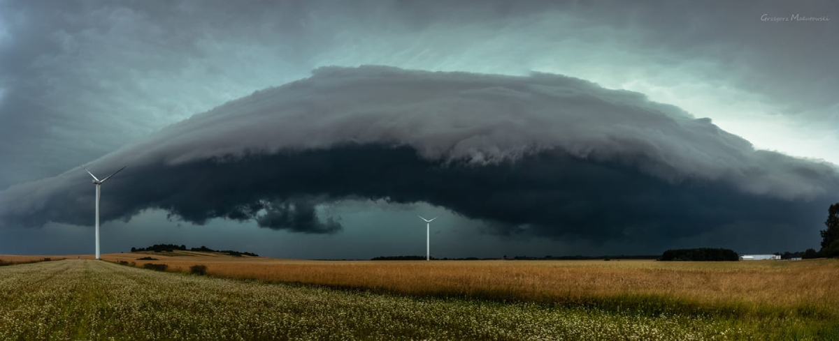 photo-contest-week-29-2021-Grzegorz-Malutowski-shelf-cloud