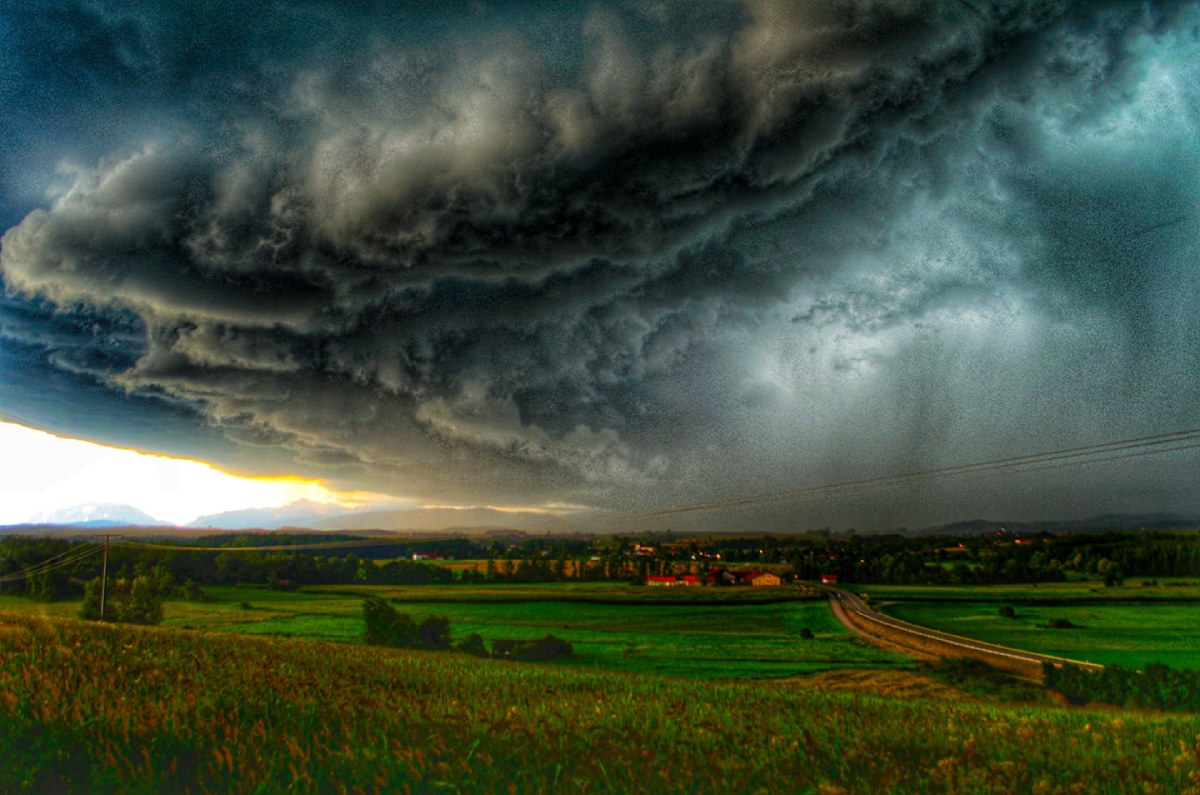 photo-contest-week-32-Da-Dave-supercell-storm