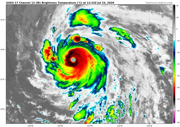 1_hurricane-douglas-irsat