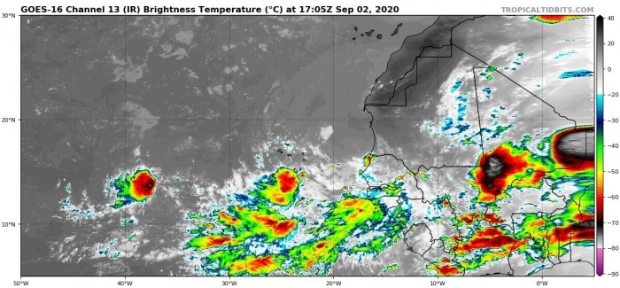 Atlantic-hurricane-wave-4-satellite