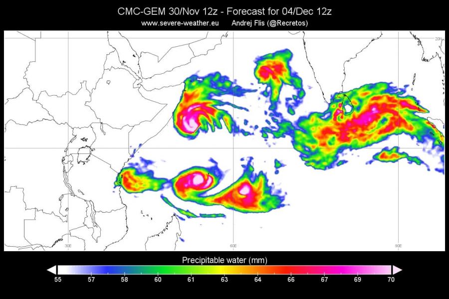 Cloud_water_entire_atmospher_in_CMC_glb_CWAT_EATM_0_latlon.24x.24_20191130