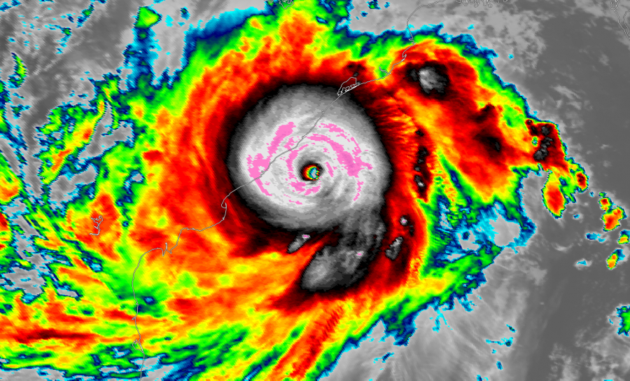 Fani_SSEC_HimawariAHIFullDisk_1330UTC_May2_2019_zoom
