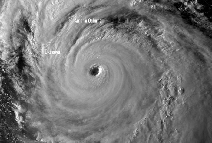 haishen-japan-visible-satellite-sunset