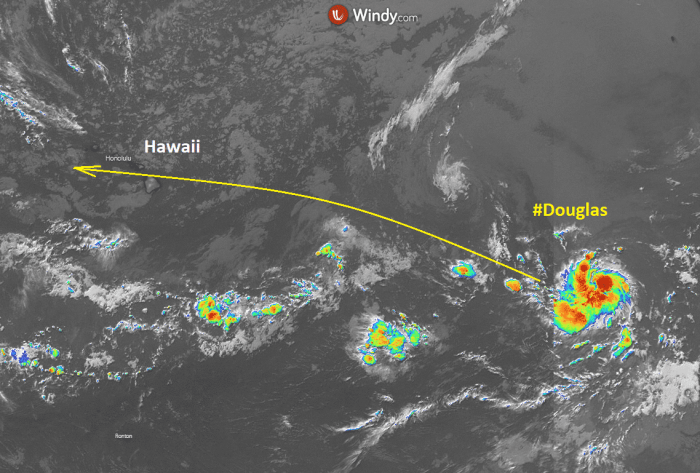 hurricane-douglas-track2