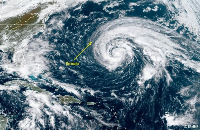 hurricane-epsilon-bermuda-atlantic-visible-satellite