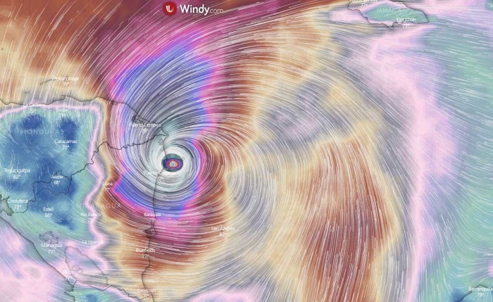 hurricane-eta-nicaragua-flooding-landfall-point