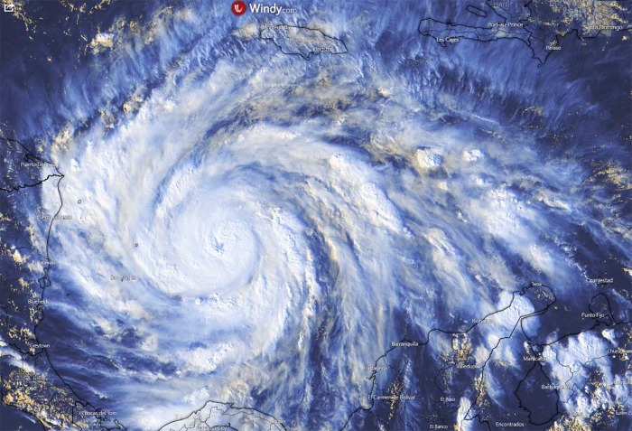 hurricane-iota-landfall-nicaragua-visible-satellite