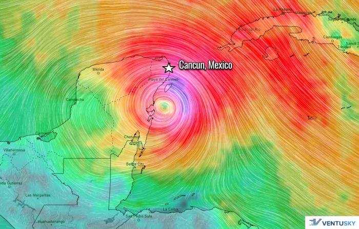 hurricane-zeta-yucatan-gulf-coast-cancun-mexico