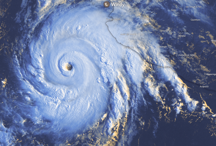 major-hurricane-genevieve-vissat