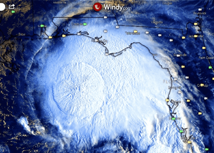 sally-intensification-visible-satelite