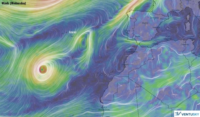 storm-theta-atlantic-hurricane-season-winds