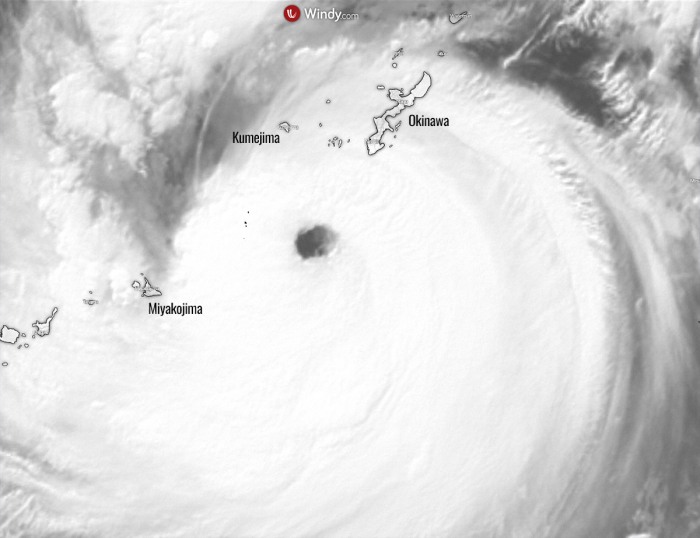 typhoon-maysak-close-up-satellite