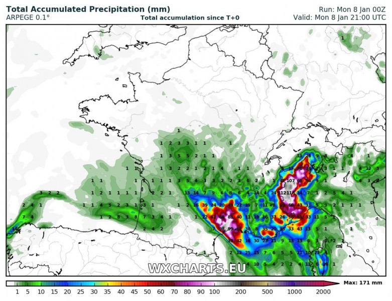 Thunderstorms ongoing over southern France: intense rainfall and local ...