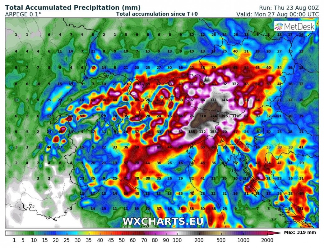 accprecip_096