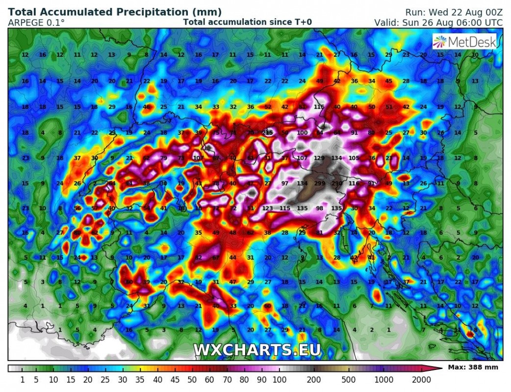accprecip_102