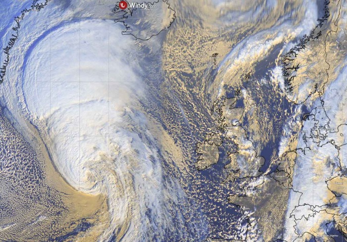 hurricane-epsilon-extratropical-north-atlantic-visible-satellite