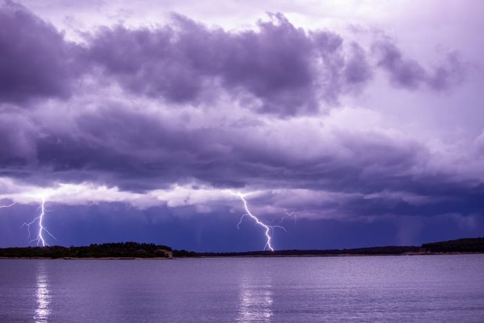 waterspout-adriatic-pula-novosel-entoni