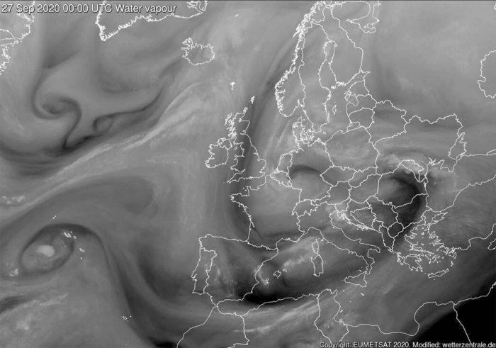 waterspout-adriatic-water-vapor-satellite